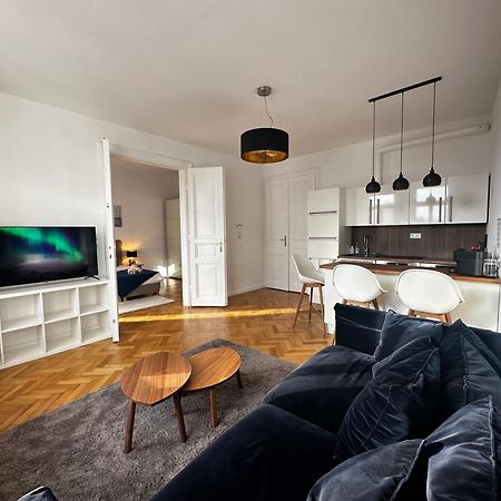 Luxury 3 Bedroom Apartment Near Schoenbrunn Palace Відень Екстер'єр фото