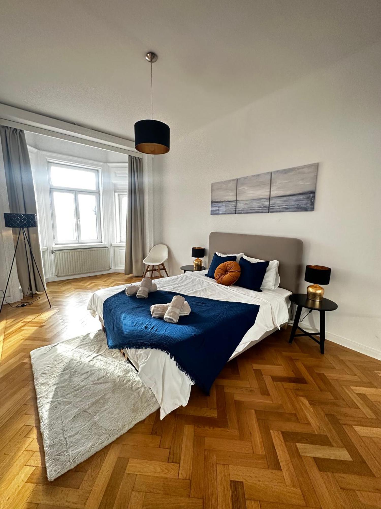 Luxury 3 Bedroom Apartment Near Schoenbrunn Palace Відень Екстер'єр фото