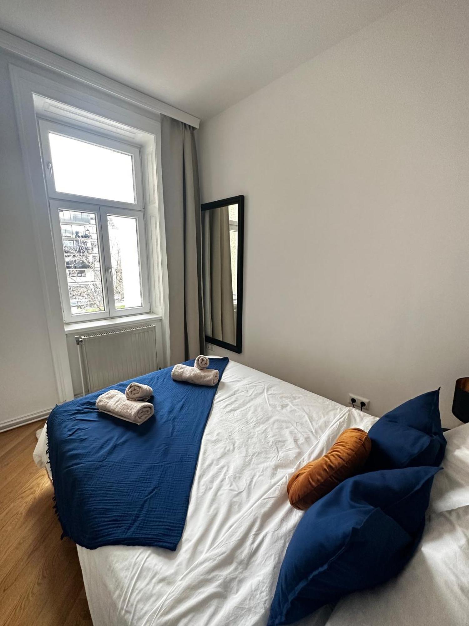 Luxury 3 Bedroom Apartment Near Schoenbrunn Palace Відень Екстер'єр фото